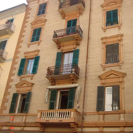 5 Terre Spezia 公寓 *